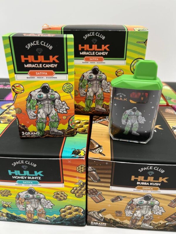 SPACE CLUB HULK 3G Disposable—where power, flavor, and convenience collide. Shop now and discover why this disposable vape is a fan favorite!