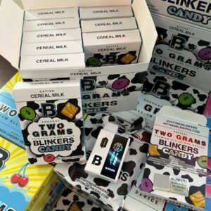 Designed with precision, the BLINKERS 2G Disposable holds a generous 2 grams of premium extract, ensuring longer sessions and fewer replacements.