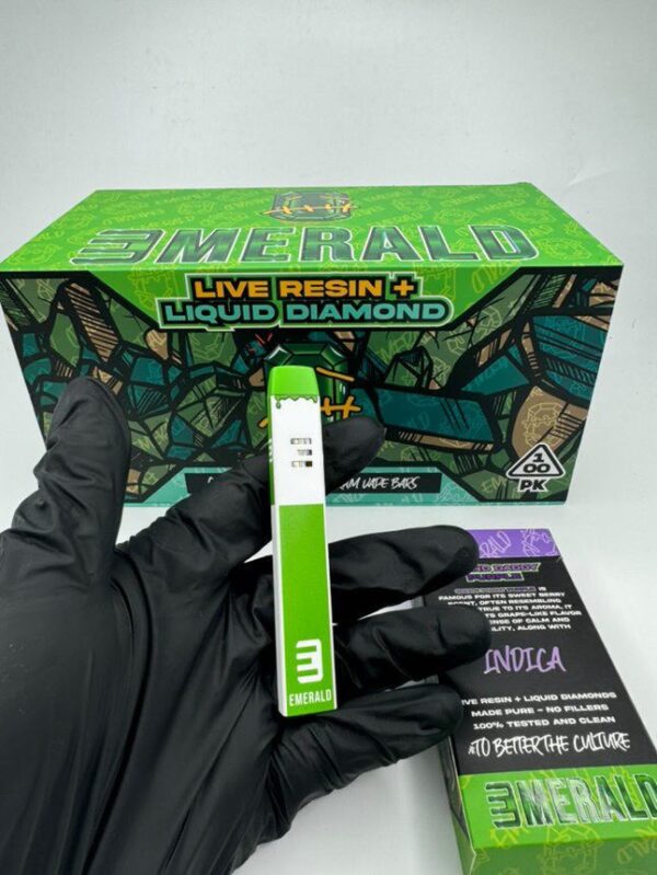 Emerald Disposable Vape—premium THC oil