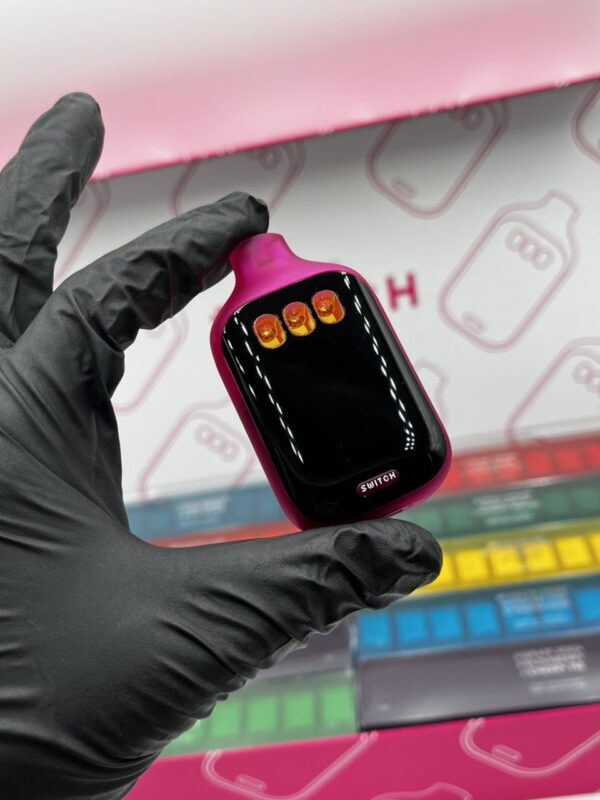 BOUTIQ SWITCH V5 where flavor, convenience, and performance come together in one sleek device.
