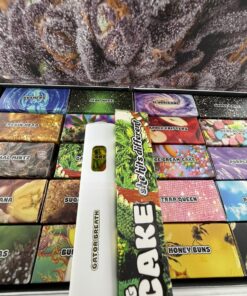 OG CAKE 2G Disposable flavor with our powerful Vape Pen. Enjoy a potent hybrid high, a massive 2-gram capacity, and ultimate convenience.