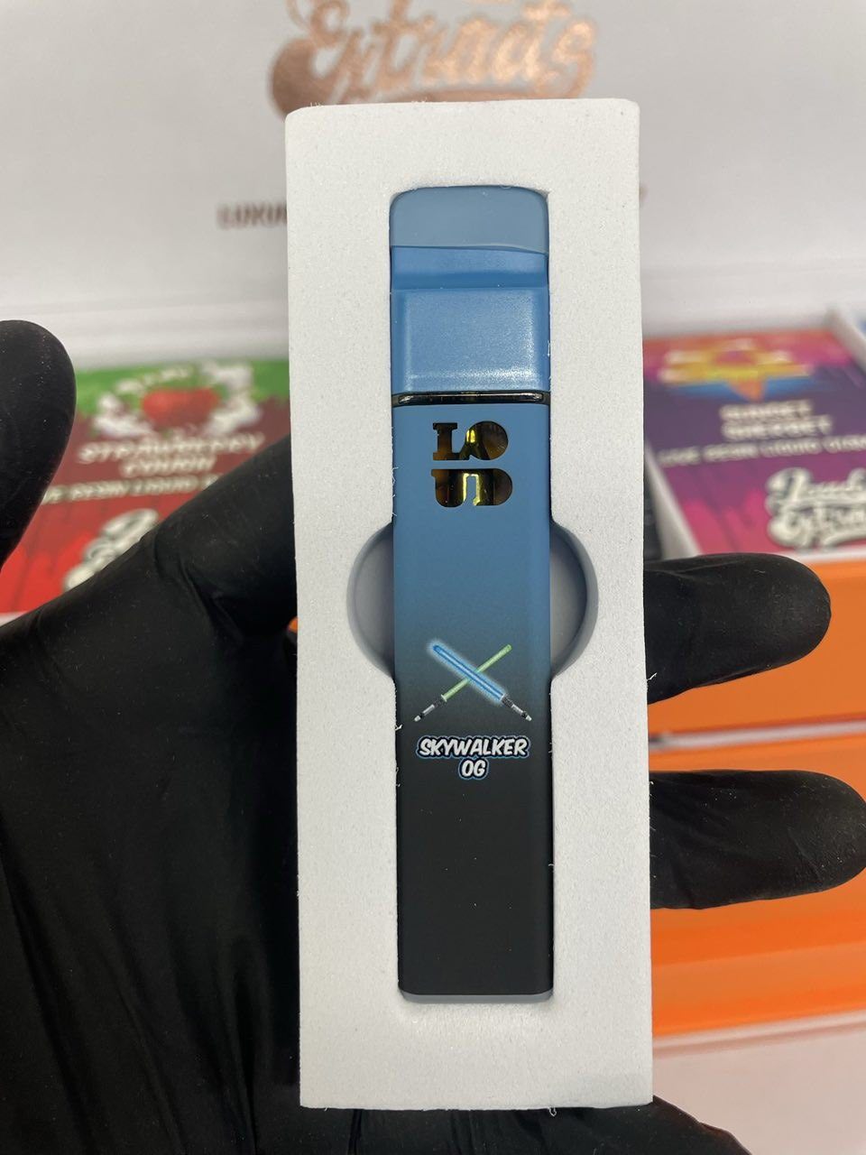 LOUD EXTRACT DISPOSABLE Dive into the pure essence of premium cannabis with the Loud Extract Disposable.