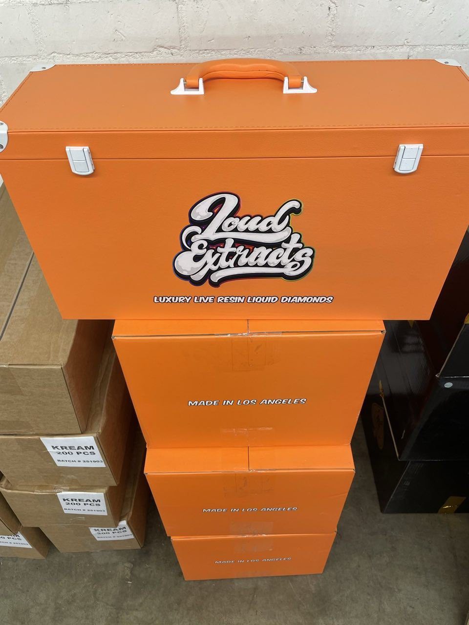 LOUD EXTRACT DISPOSABLE Dive into the pure essence of premium cannabis with the Loud Extract Disposable.