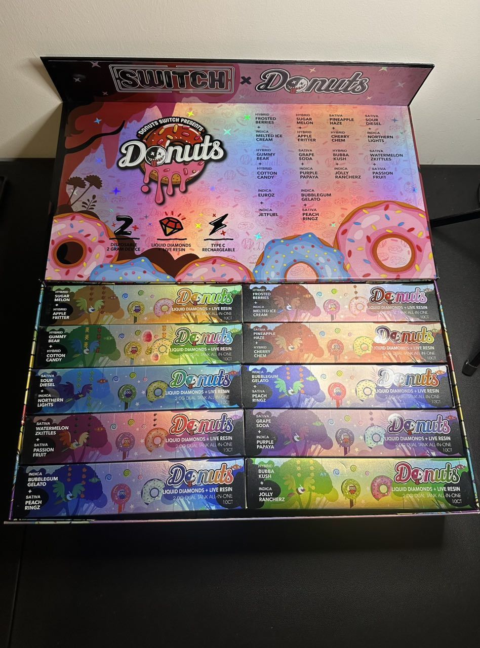 DONUTS V3 SWITCH Dual Chamber Disposable Satisfy your cravings with the DONUTS V3 SWITCH Dual Chamber Disposable. 6000 puffs, 2g of 5% salt nicotine, and delicious baked flavor. No charging needed. Shop now!