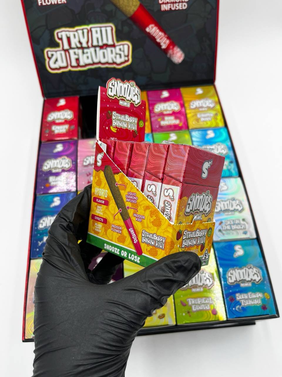 SNOOZIES MINIS Snoozies Minis Preroll – premium quality small prerolls made with top-shelf flower. Smooth, convenient, and perfect for quick sessions or micro-dosing.