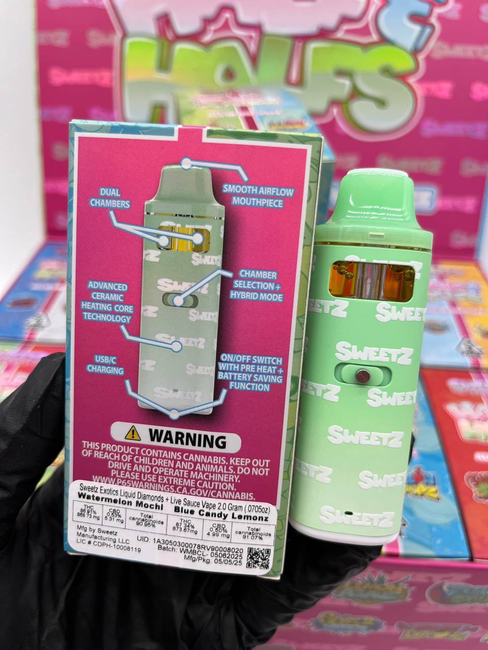 SWEETZ EXOTICS HALF AND HALFS DISPOSABLE SWEETZ EXOTICS Half and Halfs Disposable, a premium fusion of two exotic flavors in one sleek device.