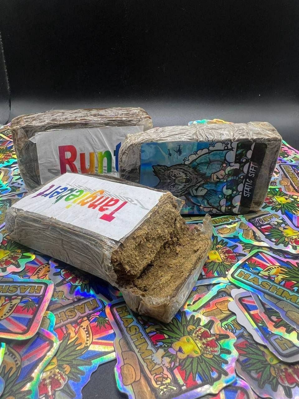 HASHISH HASH RESIN CANNABIS Explore the world of hashish: what it is, how it's made from cannabis resin, its effects, potency, and legal status. Your guide to understanding this traditional concentrate.